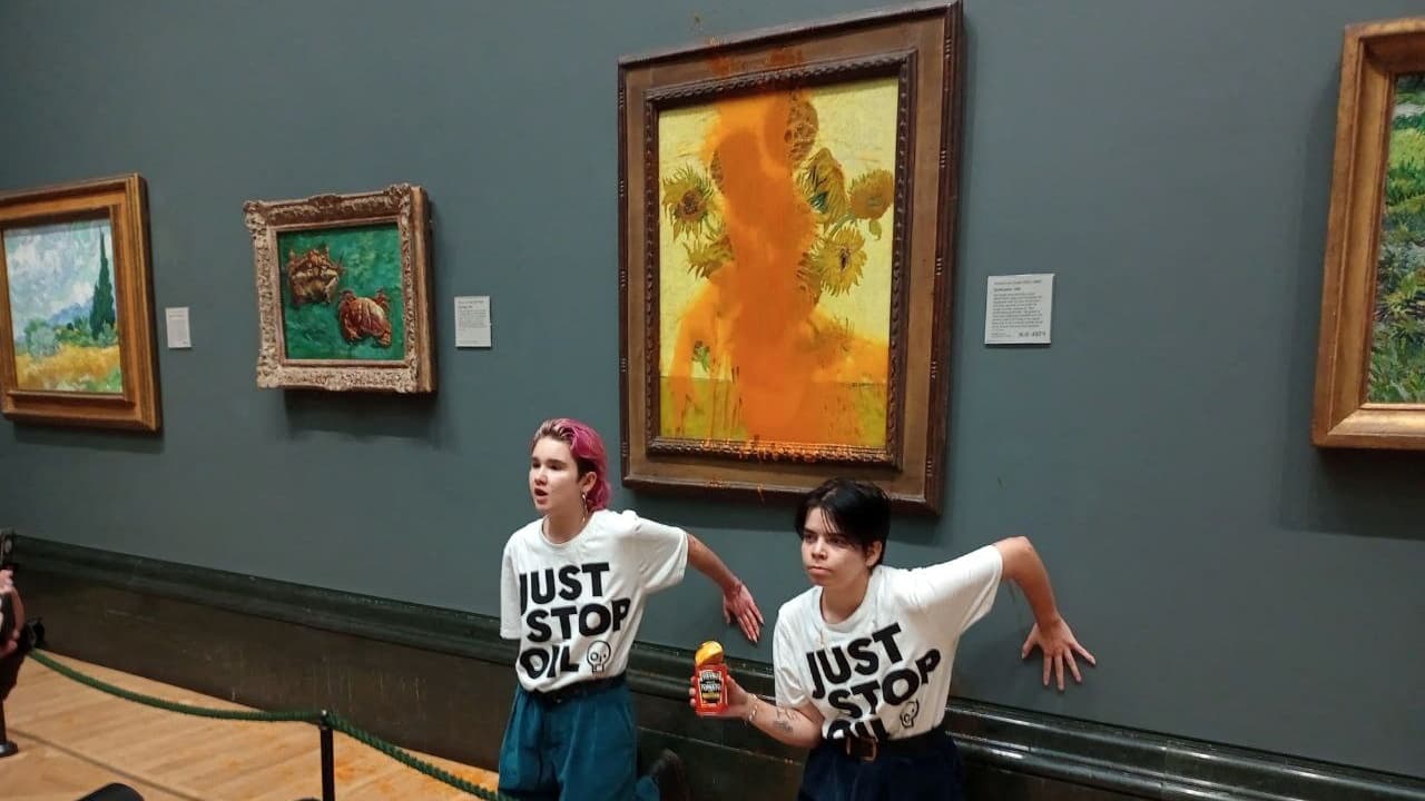 Cover Image for Disruptive climate protests may do more harm than good. So how can activists get their message across?